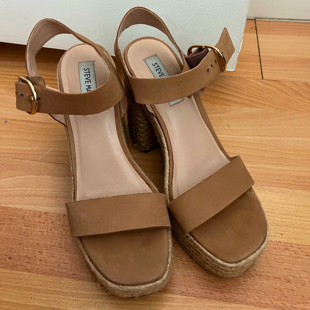 Steve Madden platform heels - size 8 -